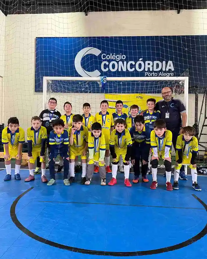 Estudantes São Leopoldo voleibol futebol Colégio Concórdia
