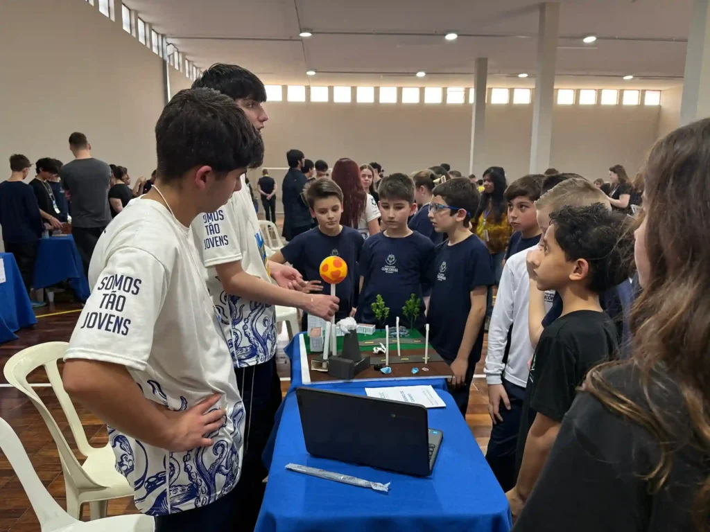 Estudantes apresentam projetos na XII FEICICC do Colégio Luterano Concórdia de São Leopoldo