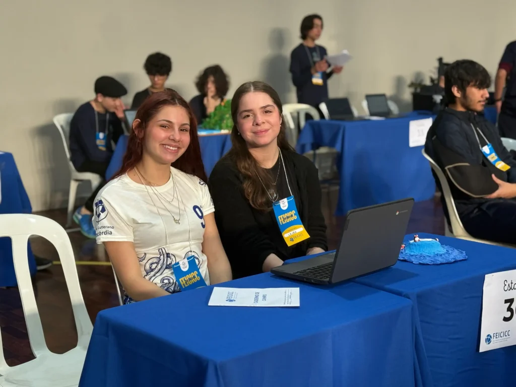 Estudantes do Ensino Médio defendem pesquisas sobre crise climática na FEICICC