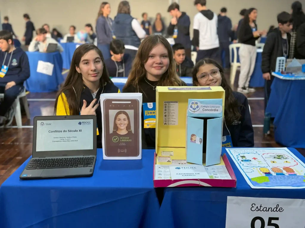 Estudantes apresentam projetos na XII FEICICC do Colégio Luterano Concórdia de São Leopoldo